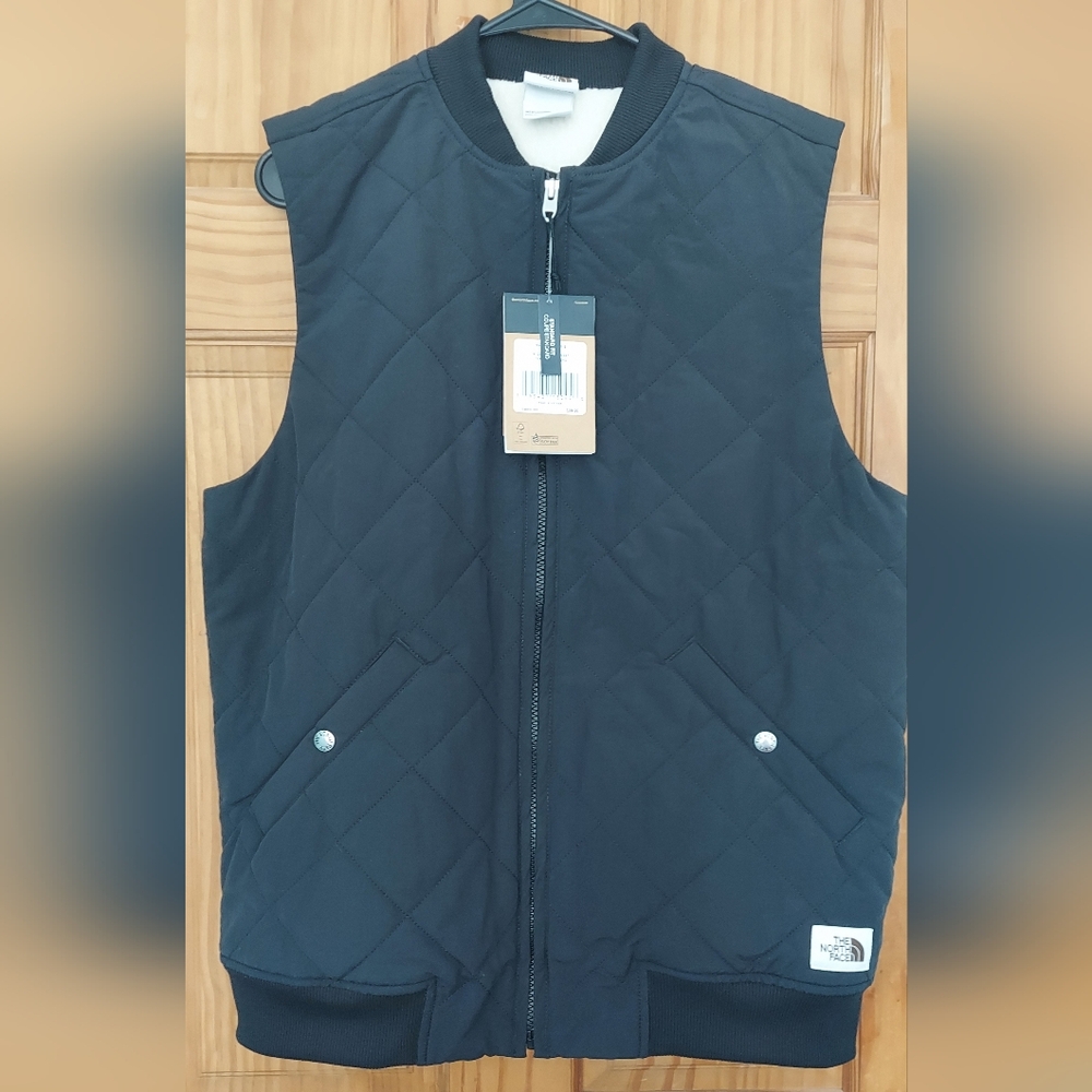 The North Face Navy And White Fleece Lined Quilted Vest Men's Size Small NWT